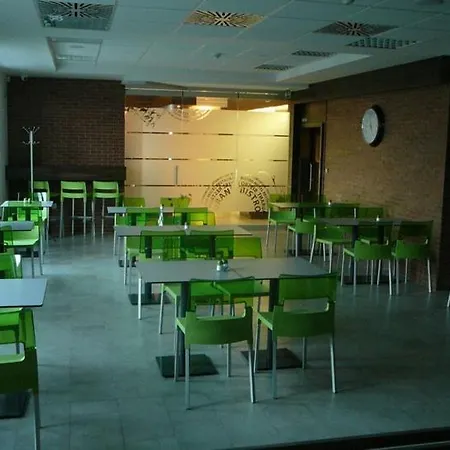 F团队酒店 2* Liptovský Hrádok