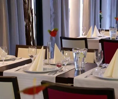 F团队酒店 酒店 Liptovský Hrádok